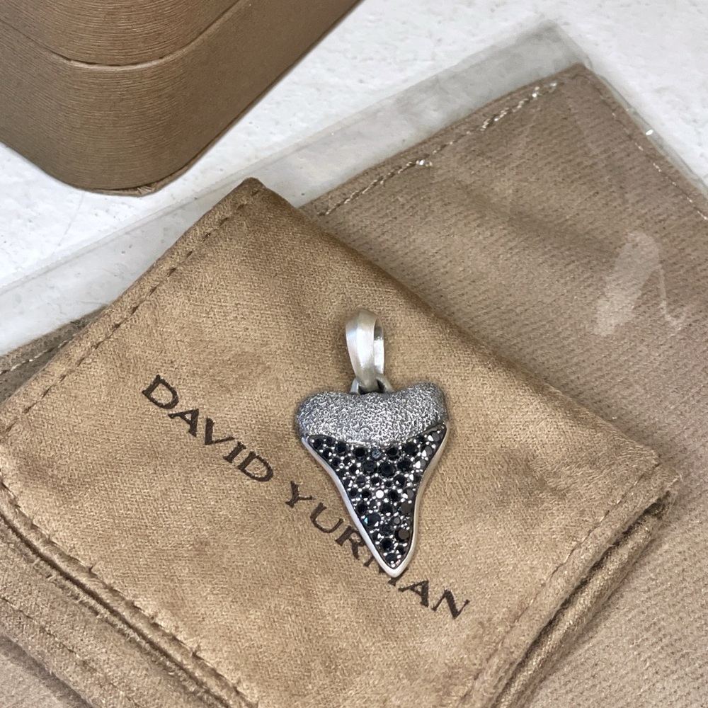 David Yurman NEW Diamond Pendant Shark's Tooth Amulet - Picture 6 of 11